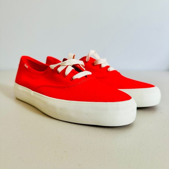 NEW KEDS CANVAS LOW TOP RED SNEAKERS - Picture 1 of 9